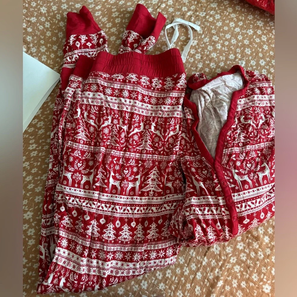 Little Sleepies reindeer cheer women’s set - Picture 2 of 8
